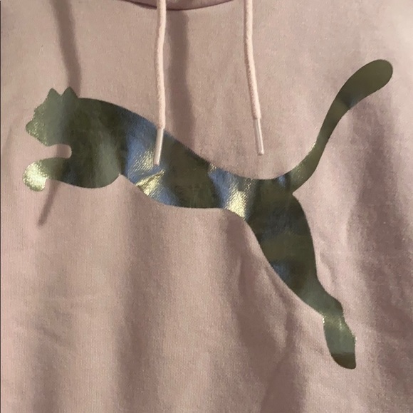 Pretty pink Puma hoodie - Picture 3 of 4